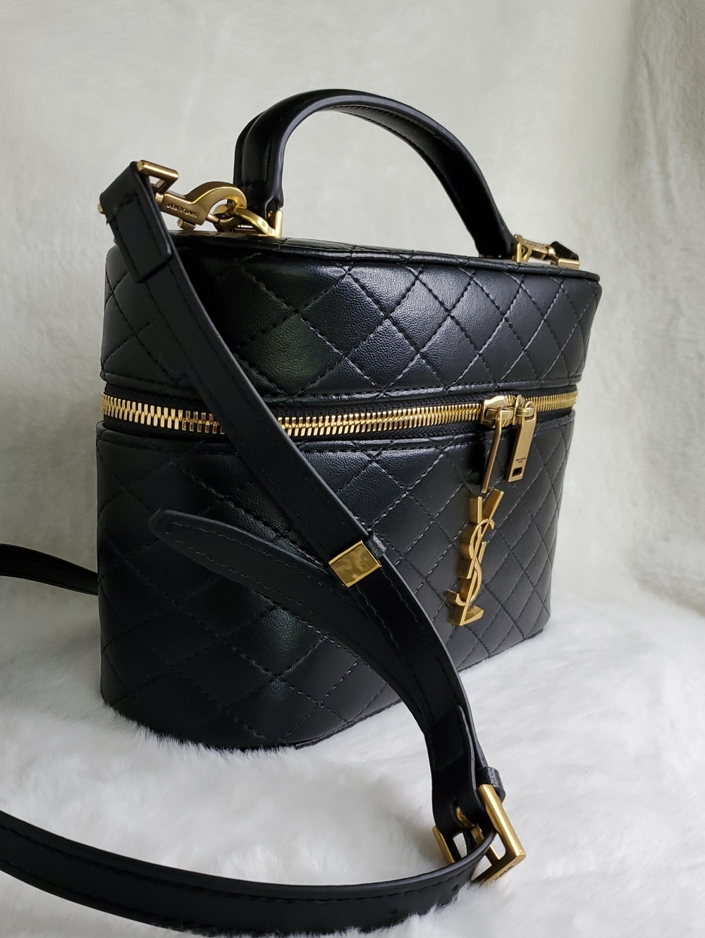 YSL Black Quilted Vanity Satchel with Gold Hardware - Picture 4 of 15